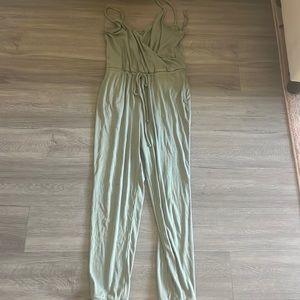 Gap jumpsuit